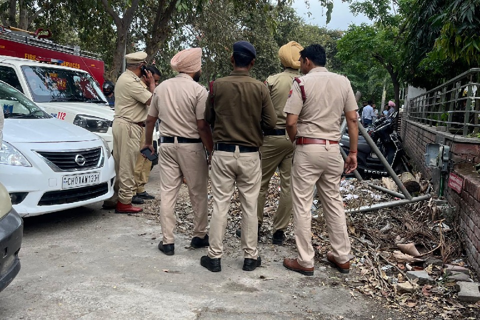 చండీగఢ్ బీజేపీ కార్యాలయం వద్ద పేలుడు