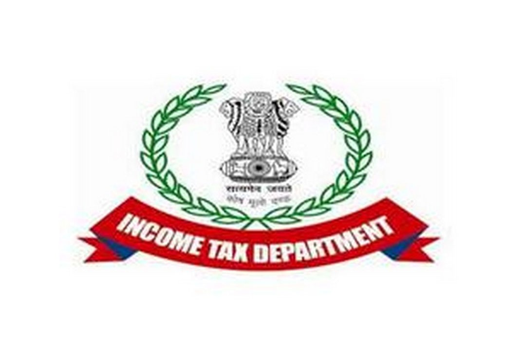 ఆదాయపన్ను రిటర్న్స్ దాఖలు చేస్తే రేషన్ కట్టా?.. తెలంగాణలో కలకలం