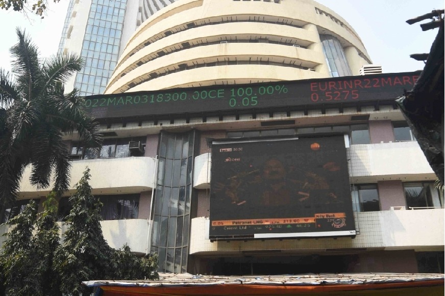 భారీ నష్టాల్లో ప్రారంభమై, లాభాల్లో ముగిసిన స్టాక్ మార్కెట్