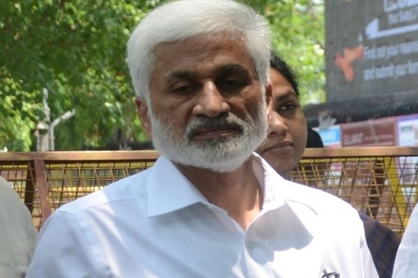 అమరావతిపై వివాదాస్పద వ్యాఖ్య.. వివరణలోనూ తగ్గని  విజయసాయిరెడ్డి