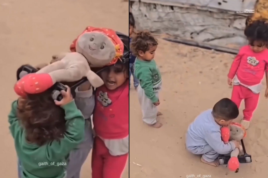 బొమ్మకు అంత్యక్రియలు.. గాజా చిన్నారుల హృదయ విదారక దృశ్యం