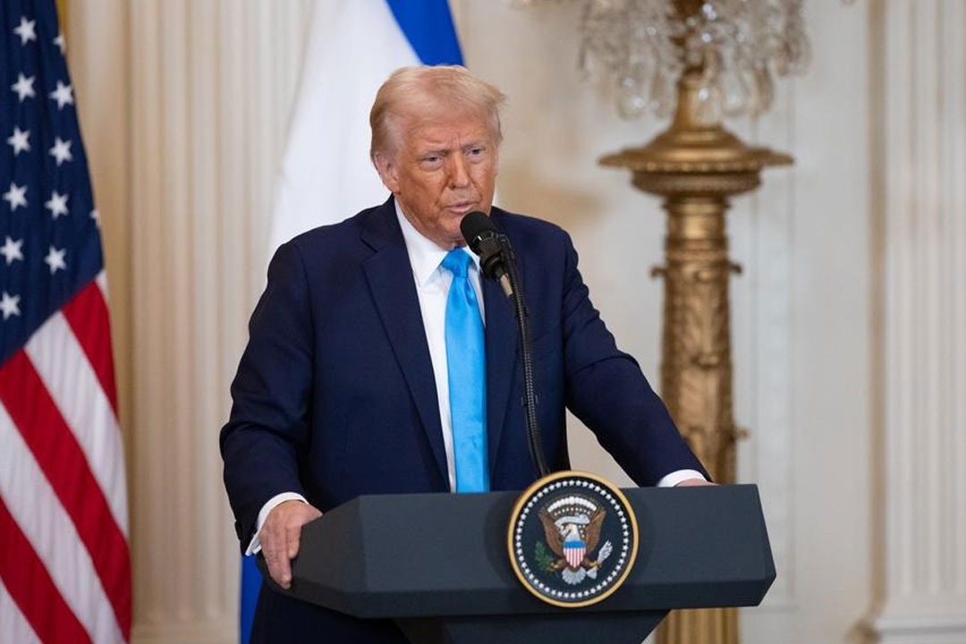 అమెరికా ట్రేడ్ వార్: స్టీల్, ఫార్మా దిగుమతులపై భారీ సుంకాలు