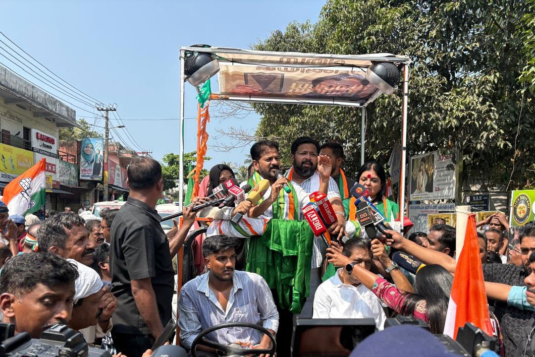 యూడీఎఫ్ మేనిఫెస్టోతో కేరళకు స్వర్ణయుగం: సీఎం రేవంత్ రెడ్డి