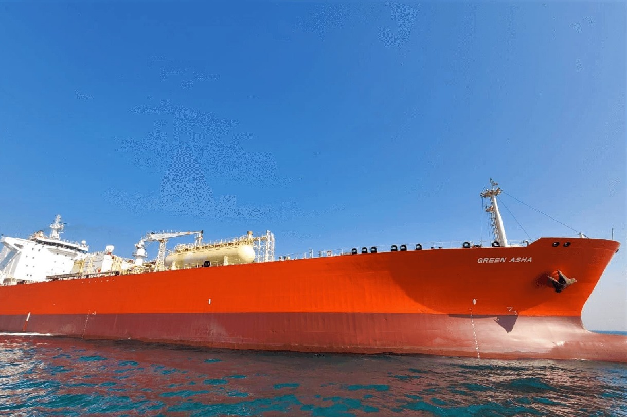 తీవ్ర ఉద్రిక్తతల నడుమ హర్మూజ్ దాటిన మరో భారత నౌక 'గ్రీన్ ఆశా'