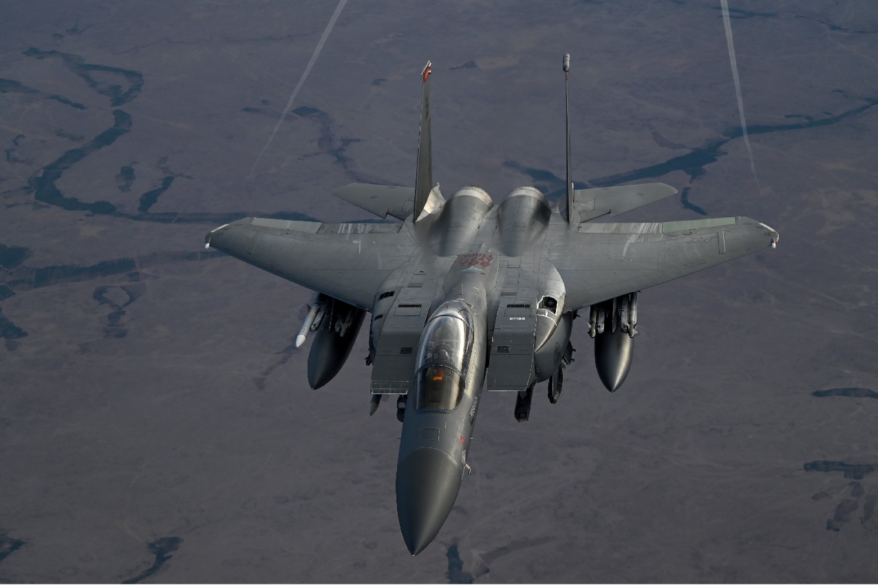 గాయాలతో 7,000 అడుగుల కొండ ఎక్కి... ఇరాన్ సైన్యం కళ్లుగప్పిన అమెరికా పైలట్!