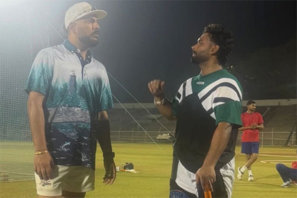 అతడి కష్టం నాకే తెలుసు... రిషభ్ పంత్‌కు అండగా నిలిచిన యువరాజ్