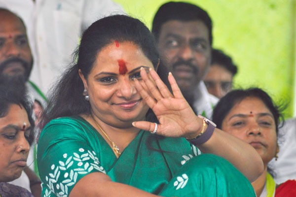 కవిత కొత్త పార్టీకి ‘టీఆర్ఎస్’ పేరు?.. తెలంగాణ రాజకీయాల్లో పెను ప్రకంపనలు!