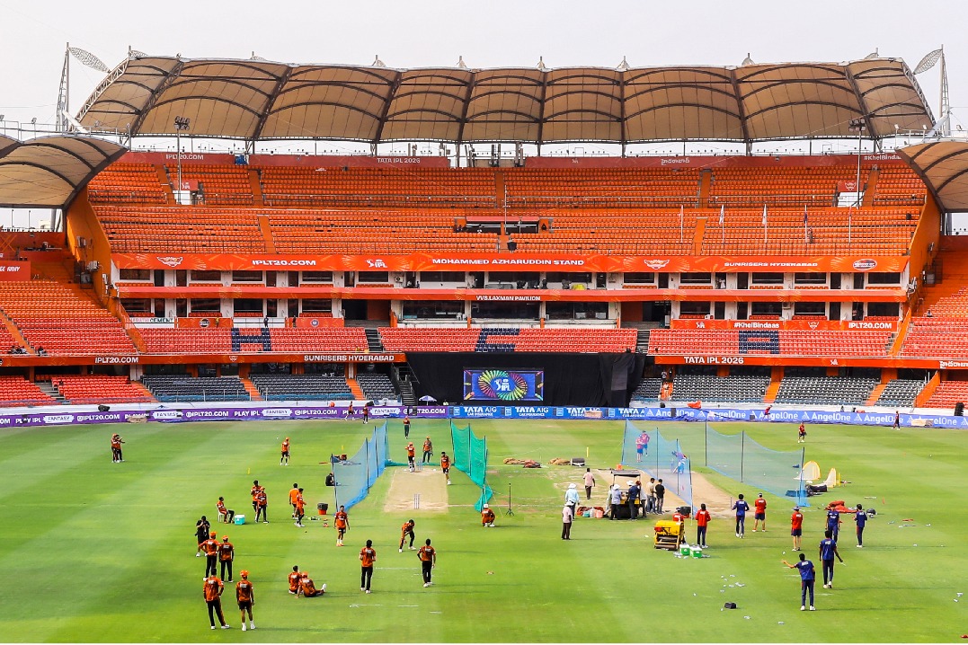 సొంతగడ్డపై గెలిచేందుకు ఉరకలేస్తున్న సన్‌రైజర్స్... టాస్ గెలిచిన లక్నో