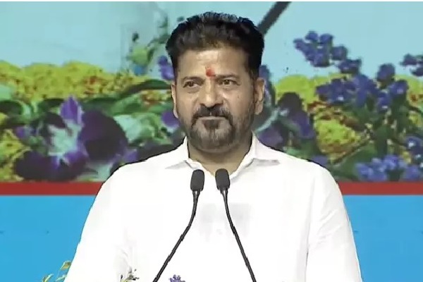 త్వరలోనే ఆదిలాబాద్‌కు విమానాశ్రయం: రేవంత్ రెడ్డి