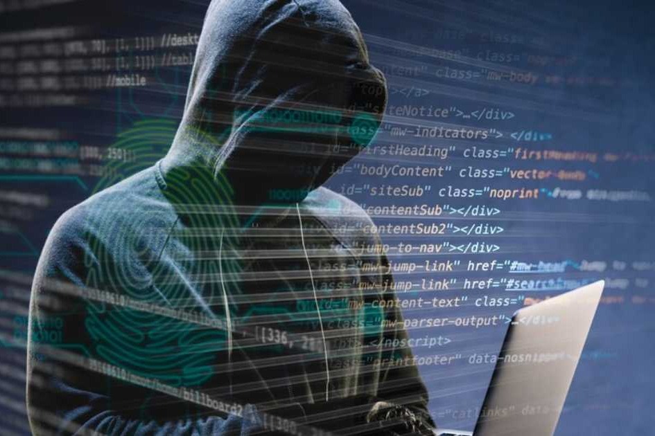 ఫేస్‌బుక్‌లో మహిళ పేరుతో రిక్వెస్ట్.. రూ.2.36 కోట్లు పోగొట్టుకున్న హైదరాబాద్ టెక్కీ