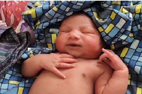 బాల భీముడు.. 4.5 కిలోల బరువుతో మగ బిడ్డ జననం