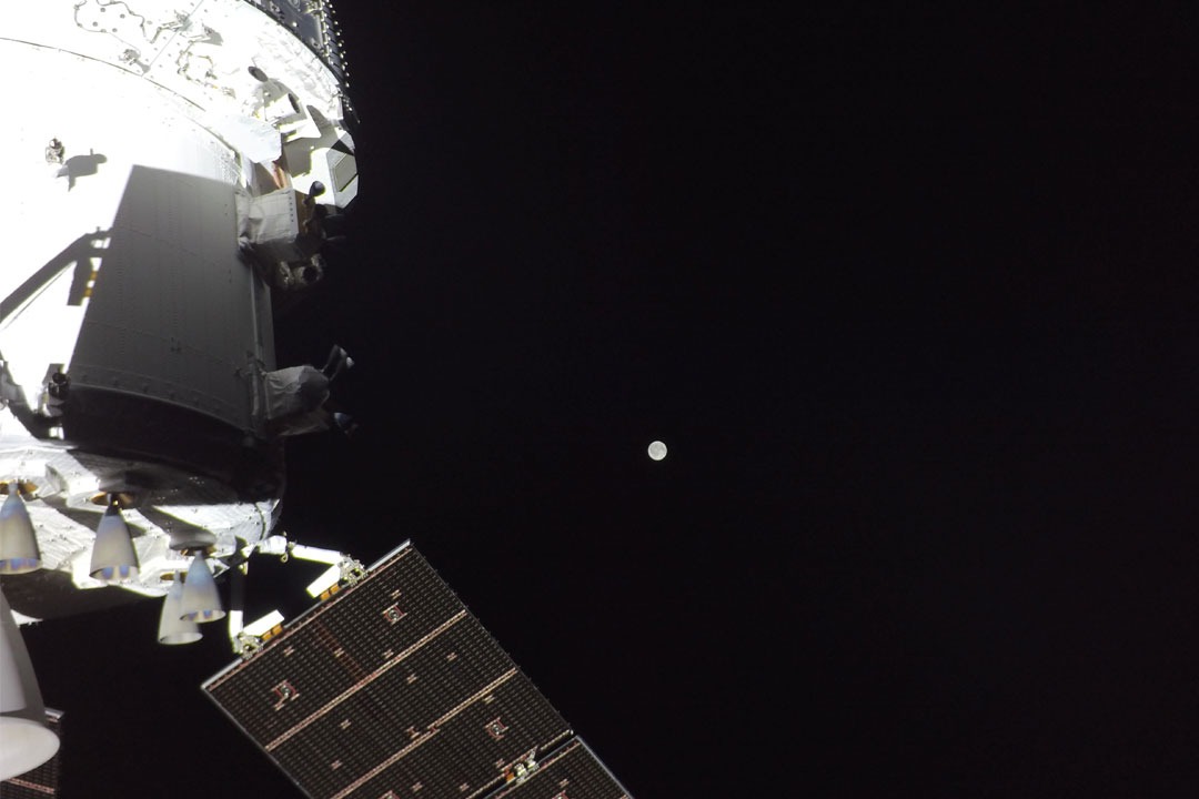 చందమామ చాటున ఆర్టిమిస్... 40 నిమిషాల పాటు ప్రపంచంతో బంధం కట్!