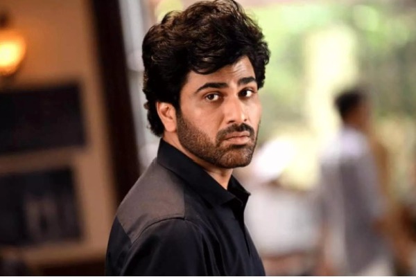 ఇండస్ట్రీలో నేను అంత తక్కువ వాడినా అనిపించింది: హీరో శర్వానంద్ ఆవేదన