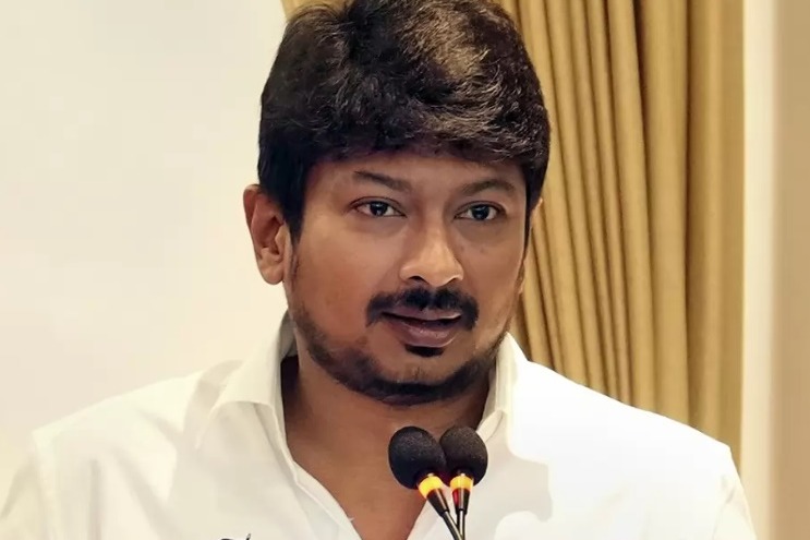 గుడికి వెళ్లి మరో వివాదంలో చిక్కుకున్న ఉదయనిధి స్టాలిన్