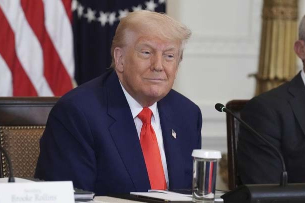 ఇరాన్‌పై సైనిక చర్యను రెండు వారాల పాటు నిలిపివేసిన ట్రంప్