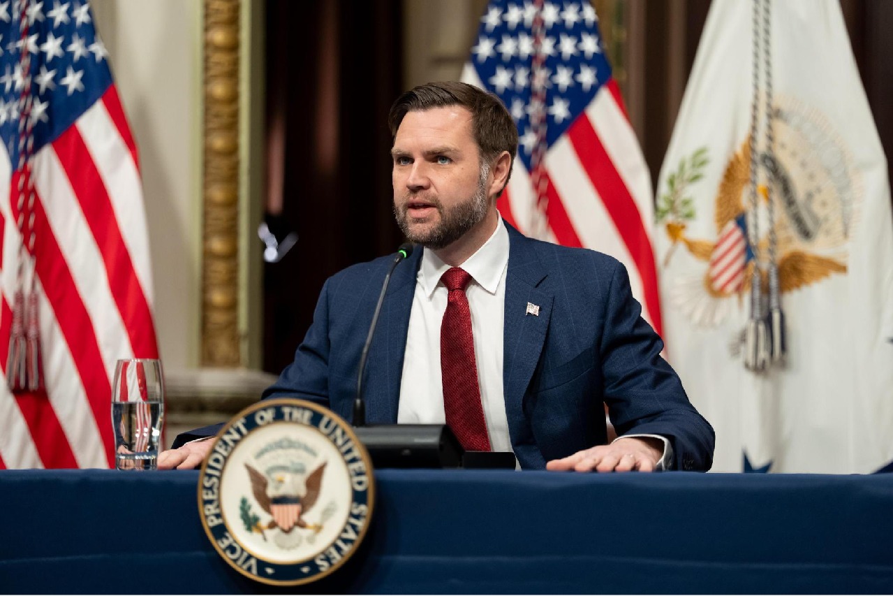 ఇరాన్ ఒప్పందం ఉల్లంఘిస్తే పరిణామాలు తీవ్రంగా ఉంటాయి: జేడీ వాన్స్ హెచ్చరిక