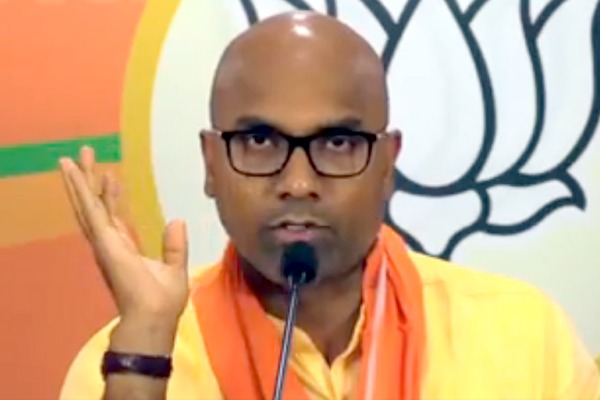 జీవన్ రెడ్డి బీఆర్ఎస్‌లోకి వెళుతుండటంపై ధర్మపురి అర్వింద్ స్పందన