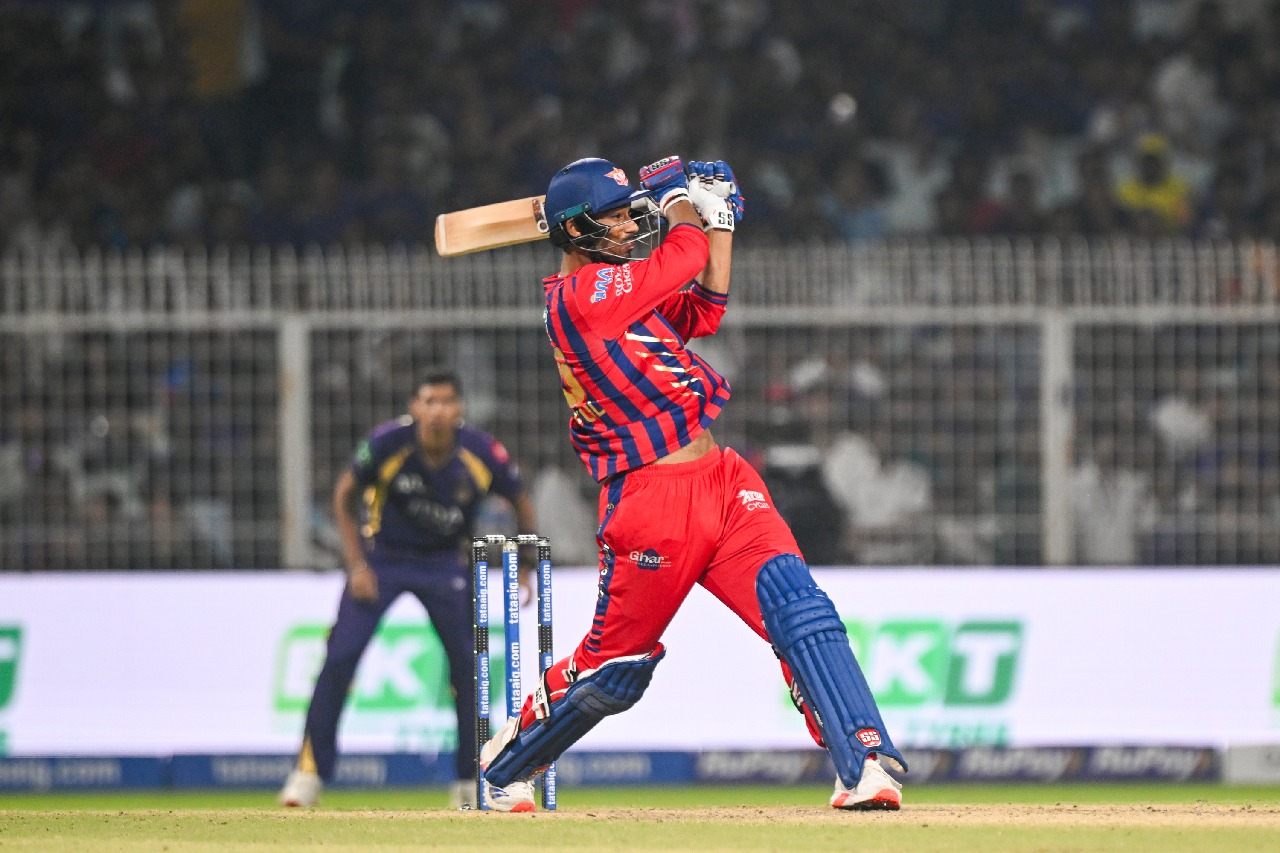 ముకుల్ చౌదరి సంచలన బ్యాటింగ్... ఓటమి అంచు నుంచి లక్నో థ్రిల్లింగ్ విక్టరీ