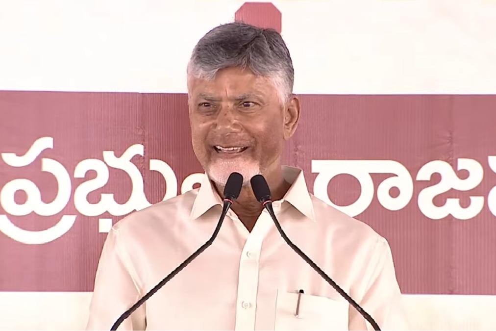 'మావిగన్' అన్నాడు... ఇంకా నయం 'వాటికన్' అనలేదు: జగన్ పై చంద్రబాబు సెటైర్