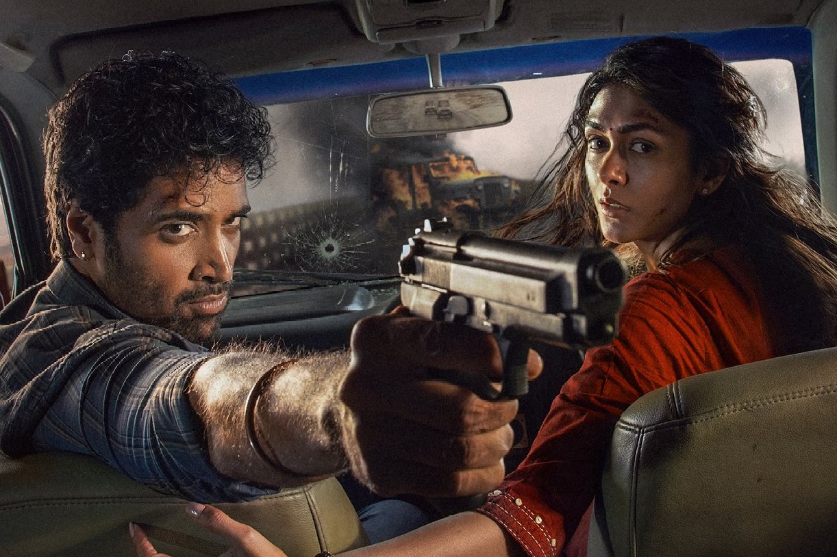 అడివి శేష్ 'డెకాయిట్'... యాక్షన్ పార్ట్ లో ఇవే హైలైట్ అంట!