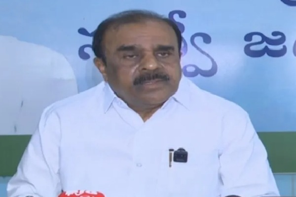 రాయలసీమ ప్రాజెక్టులపై చంద్రబాబు వివక్ష: అనంతపురం జిల్లా వైసీపీ నేతల ధ్వజం