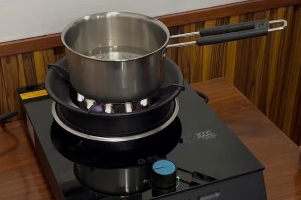 గ్యాస్ లేకుండానే మంట.. వంట గదిలోకి కొత్త టెక్నాలజీ.. ప్లాస్మా స్టవ్ ప్రత్యేకతలివే!