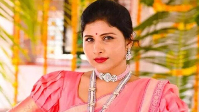 నా ప్రతిష్ఠను దెబ్బతీసేందుకే అసత్య ప్రచారం చేస్తున్నారు: మంగ్లీ