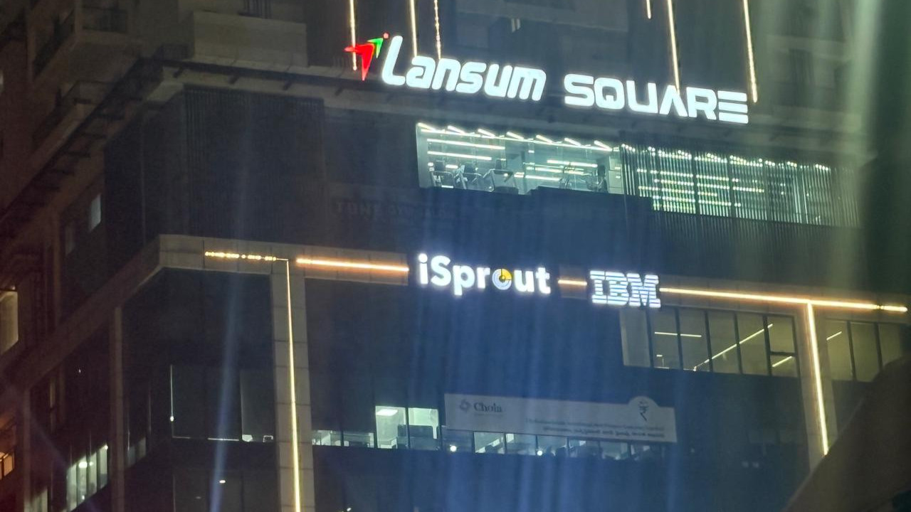 వైజాగ్ లో ఐబీఎం.. ఫొటో షేర్ చేసిన మంత్రి నారా లోకేశ్