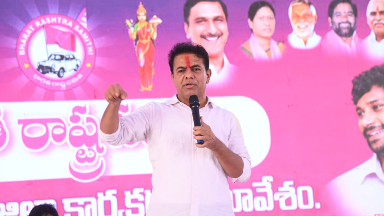 KTR Slams Congress Dochuko Dachuko Scheme in Telangana