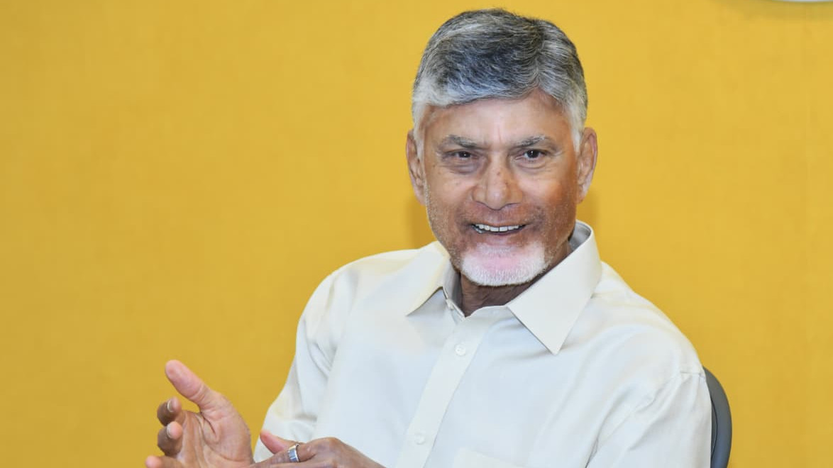 పారిశ్రామిక విధానంలో సీఎం చంద్రబాబు కొత్త మంత్రం... ఆశ్చర్యపోయిన కేంద్ర ఉక్కు శాఖ కార్యదర్శి