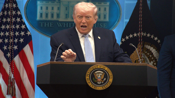 25వ సవరణ ట్రంప్‌ను గద్దె దించగలదా?.. తెరపైకి కీలక చర్చ!