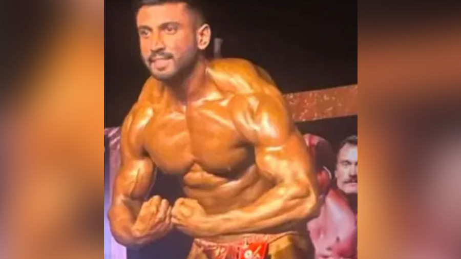 వివాహిత బ్లాక్‌మెయిల్.. ప్రాణాలు తీసుకున్న ఫిట్‌నెస్ ట్రైనర్