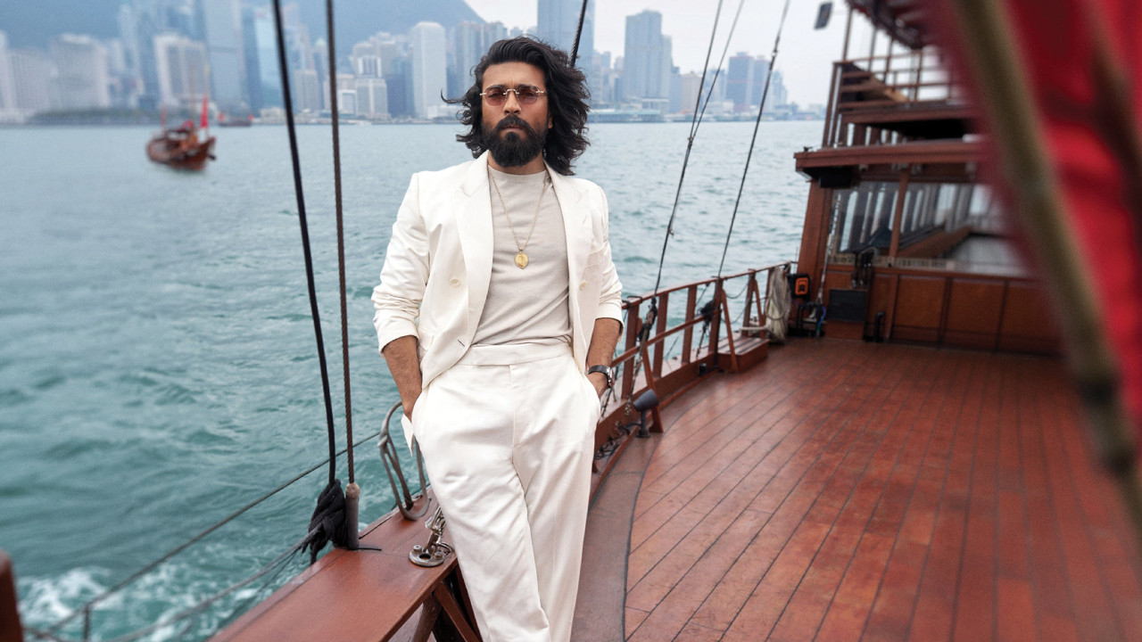 ఎంత ఎత్తుకు ఎదిగినా.. నా ప్రపంచాన్ని చిన్నదిగా చేసుకున్నా: 'ఎస్క్వైర్' మ్యాగజైన్‌కు రామ్ చరణ్ ఇంటర్వ్యూ