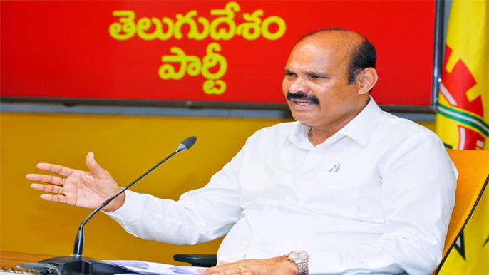 వైసీపీది ఉగ్రవాదం కన్నా ప్రమాదకర రాజకీయం: మంత్రి పార్థసారథి