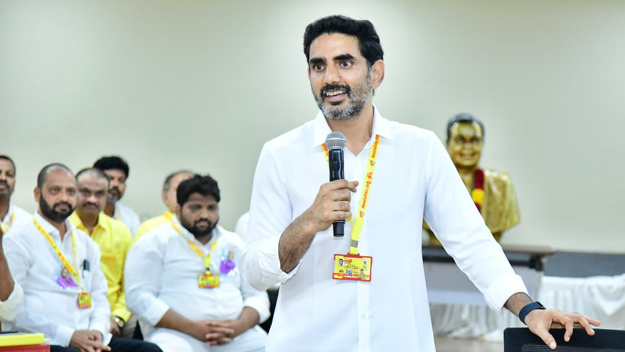 వైసీపీ ఫేక్ ఫ్యాక్టరీని తిప్పికొట్టాలి: టీడీపీ క్యాడర్‌కు నారా లోకేశ్ దిశానిర్దేశం