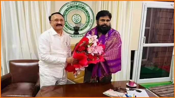 ఏపీ రాజకీయాల్లో మళ్లీ తోట చంద్రశేఖర్.. పవన్‌తో భేటీ వెనుక వ్యూహమేంటి?