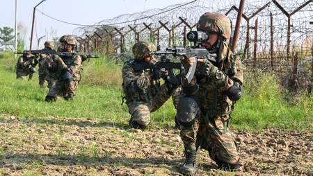 Pakistan ISI plans to send 800 terrorists into India