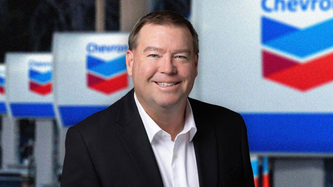 ఇంధన ధరలు తగ్గాలంటే కార్లు తక్కువగా వాడండి: అమెరికన్లకు షెవ్రాన్ అధికారి సలహా