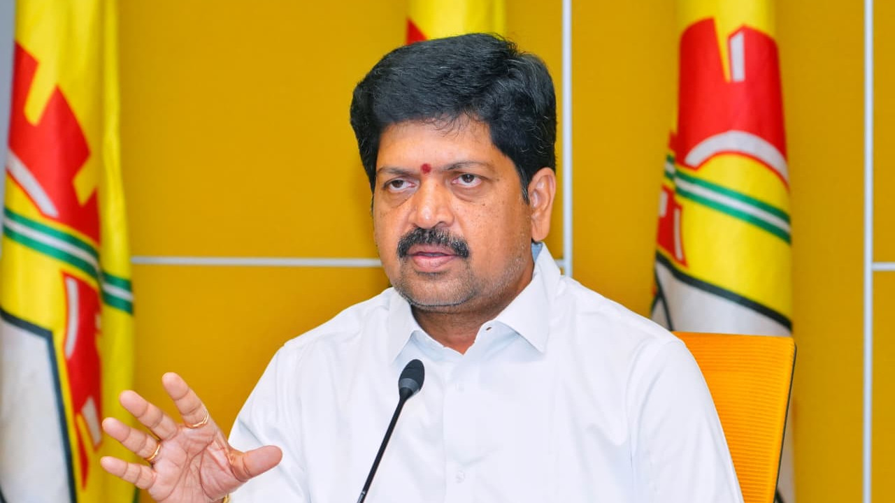 జగన్ బతుకే ఒక అరాచకం: మంత్రి కొల్లు రవీంద్ర ఫైర్