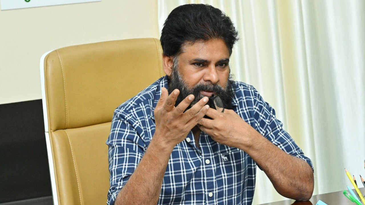 వరుణ్ తేజ్ మోకాలికి శస్త్రచికిత్స... పవన్ కల్యాణ్ స్పందన