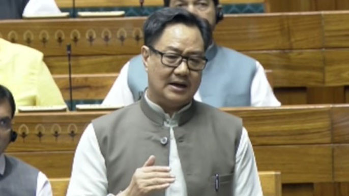 కీలక బిల్లులపై సుదీర్ఘ చర్చ.. రేపు సాయంత్రం 4 గంటలకు ఓటింగ్