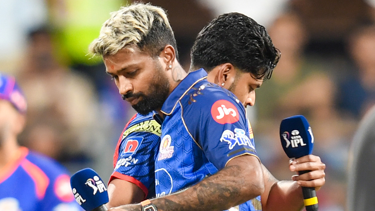 టాస్ గెలిచిన పంజాబ్.. సమస్యలతో సతమతమవుతున్న ముంబై