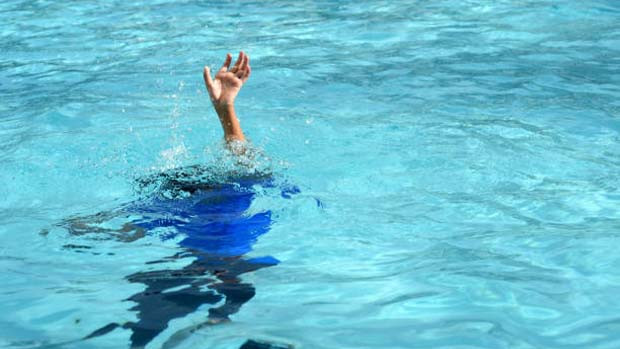 Sri Kalahasti Tragedy Two Drown in Farm Well