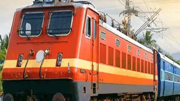 Bapatla Train Robbery 11 Tulas of Gold Stolen