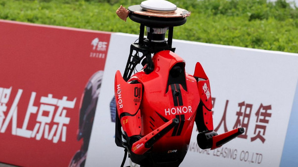 China Robots Beat Humans in Half Marathon