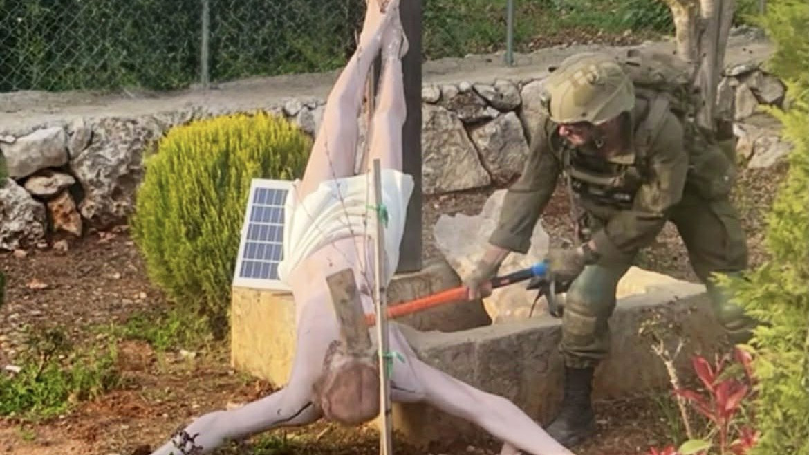 PM Netanyahu stuuned after an Israel soldier vandalised Jesus Christ statue in South Lebanon