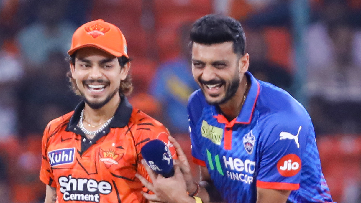 Sunrisers put into bat after Delhi Capitals won the toss