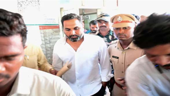 AP Liquor Scam Raj kasi Reddy Ordered to Attend SIT Investigation
