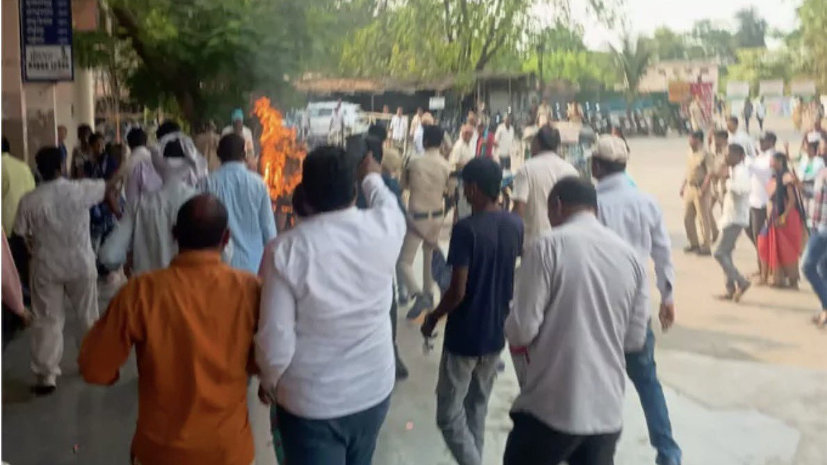 RTC Driver Self Immolates in Narsampet Over Strike