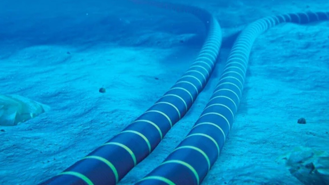 Hormuz Strait New Tension Iran Warns on Internet Cables